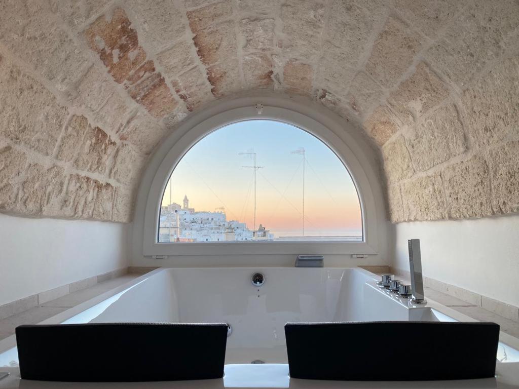 Dimora Matteotti Ostuni By Gonewlocation Villa Exterior photo